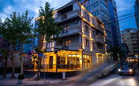 Hotel City